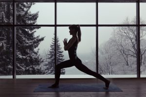 Yoga Privatstunde im Winterurlaub in Lech am Arlberg.